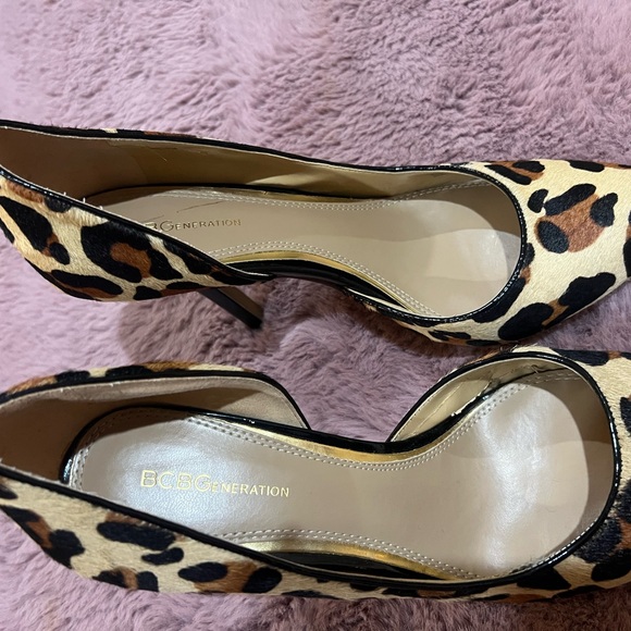 BCBGeneration high heeled natural leopard pump - Picture 2 of 4
